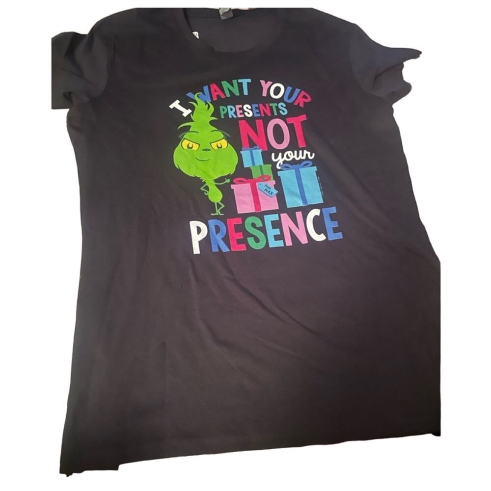 Grinch chibi adorable shirt
